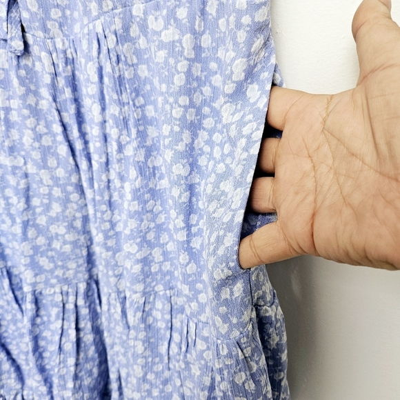 Garage Floral Blue Tiered Smocked Strap Sundress Sz Small - Picture 5 of 10